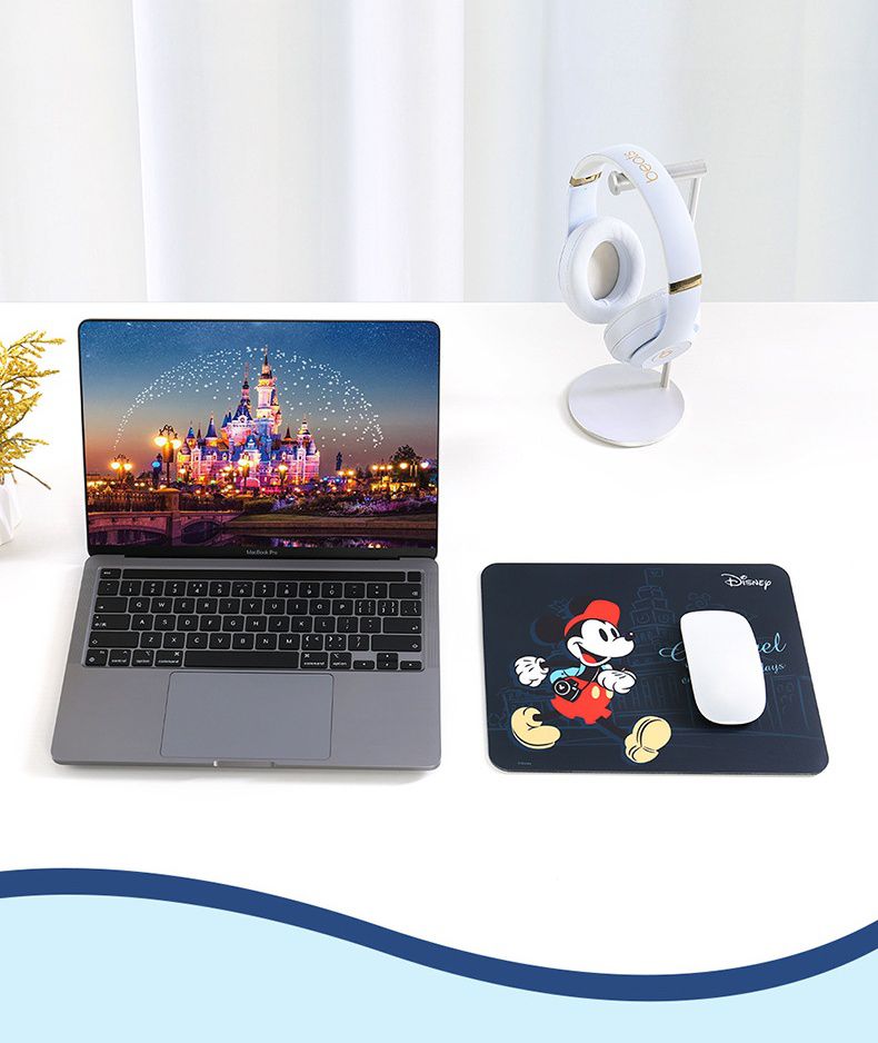 迪士尼卡通滑鼠墊-米奇散步-深綠色 (26x21cm)