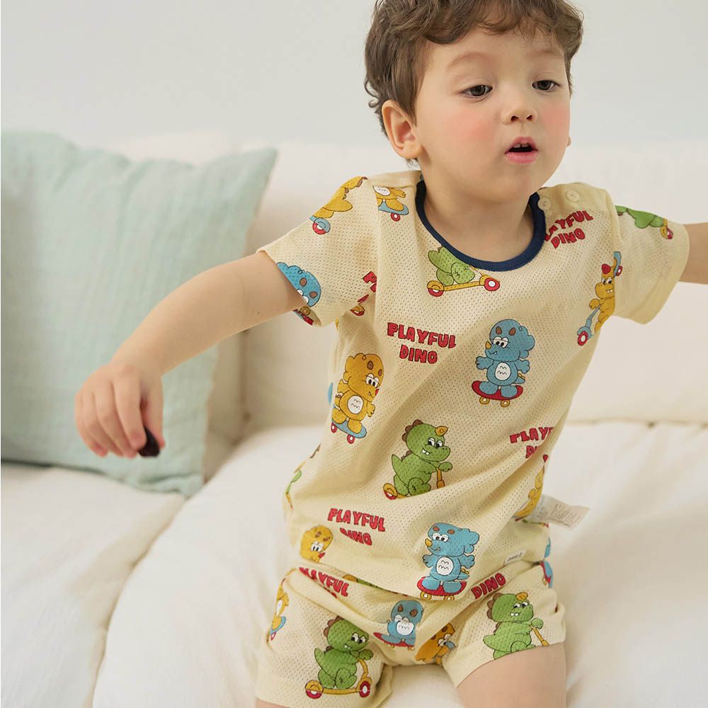 透氣網眼洞洞短袖家居服/睡衣-恐龍滑板車-黃