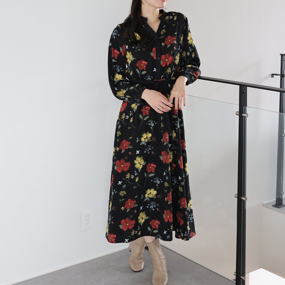 迷人亮眼花朵腰綁帶長袖洋裝-黑 (M)
