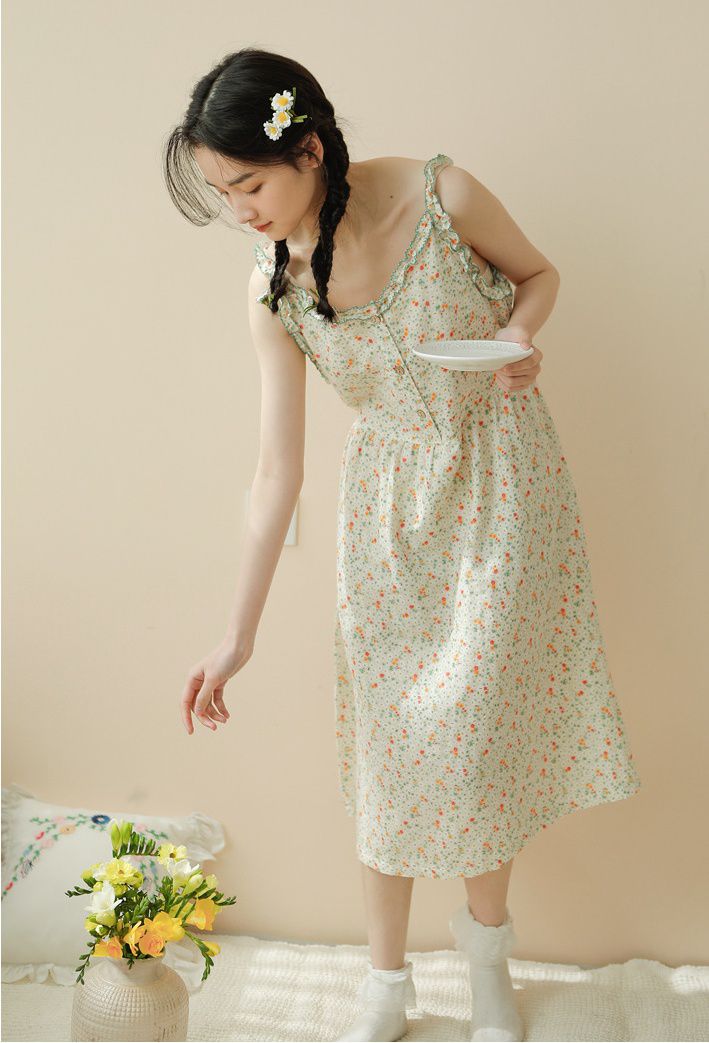 雙層棉紗布透氣細肩帶睡裙-滿版碎花-米黃色