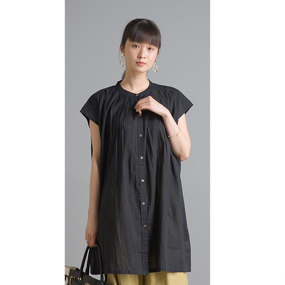 日本 OMNES - 輕盈壓摺中山領純棉一分袖上衣-黑 (Free size)