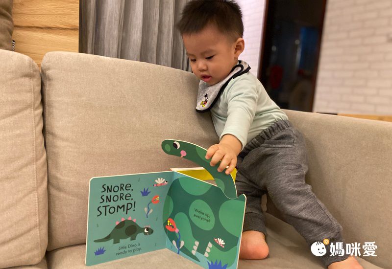 Roar!叫叫大恐龍音效書，聽聲音認識各類型恐龍！