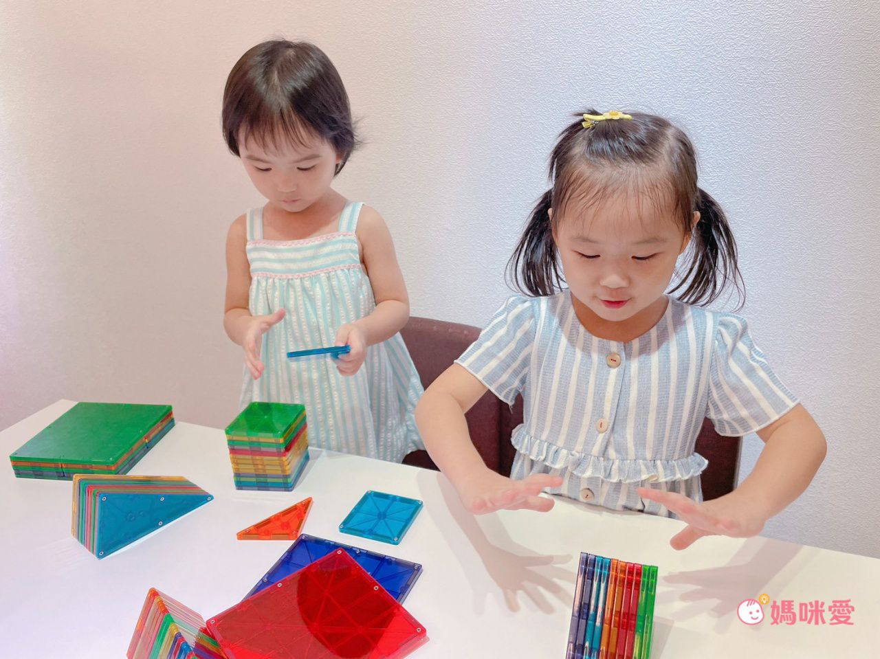 Magna-Tiles® - 冰磚磁力積木16片