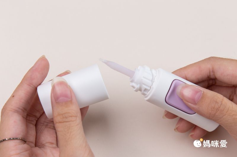 日本文具 KOKUYO - GLOO 瞬間黏著劑-灰 (液狀)