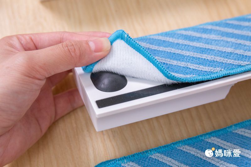 Jway - 無線四合一數位吸塵器(濕拖除螨版) JY-SV09M-白