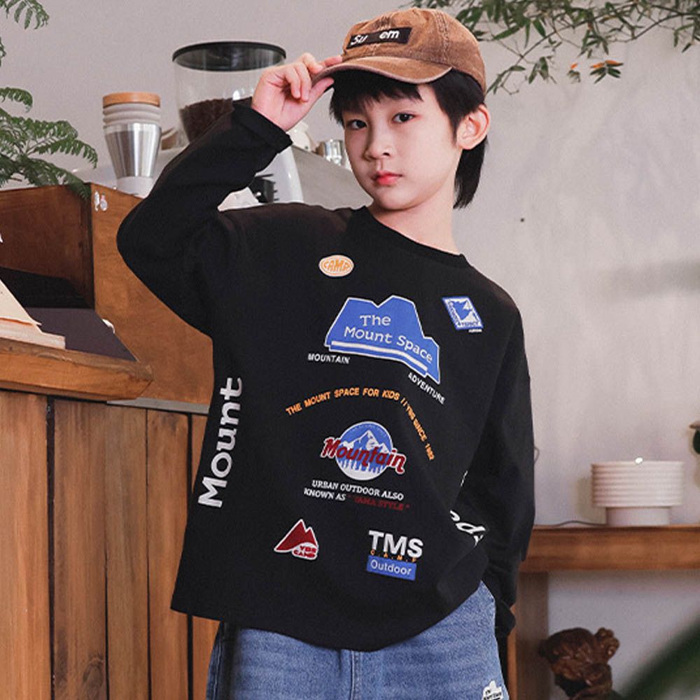 純棉圓領長袖上衣-徽章印花-黑色