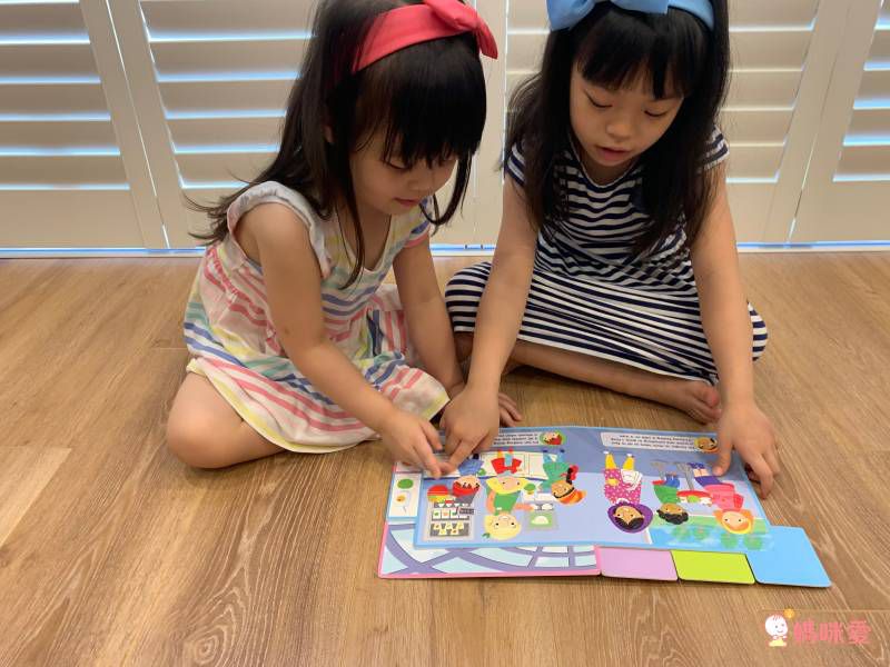 迪士尼英文新書來囉♥♥♥ 冰雪奇緣/海底總動員透過卡通人物加深孩子共讀的印象♬