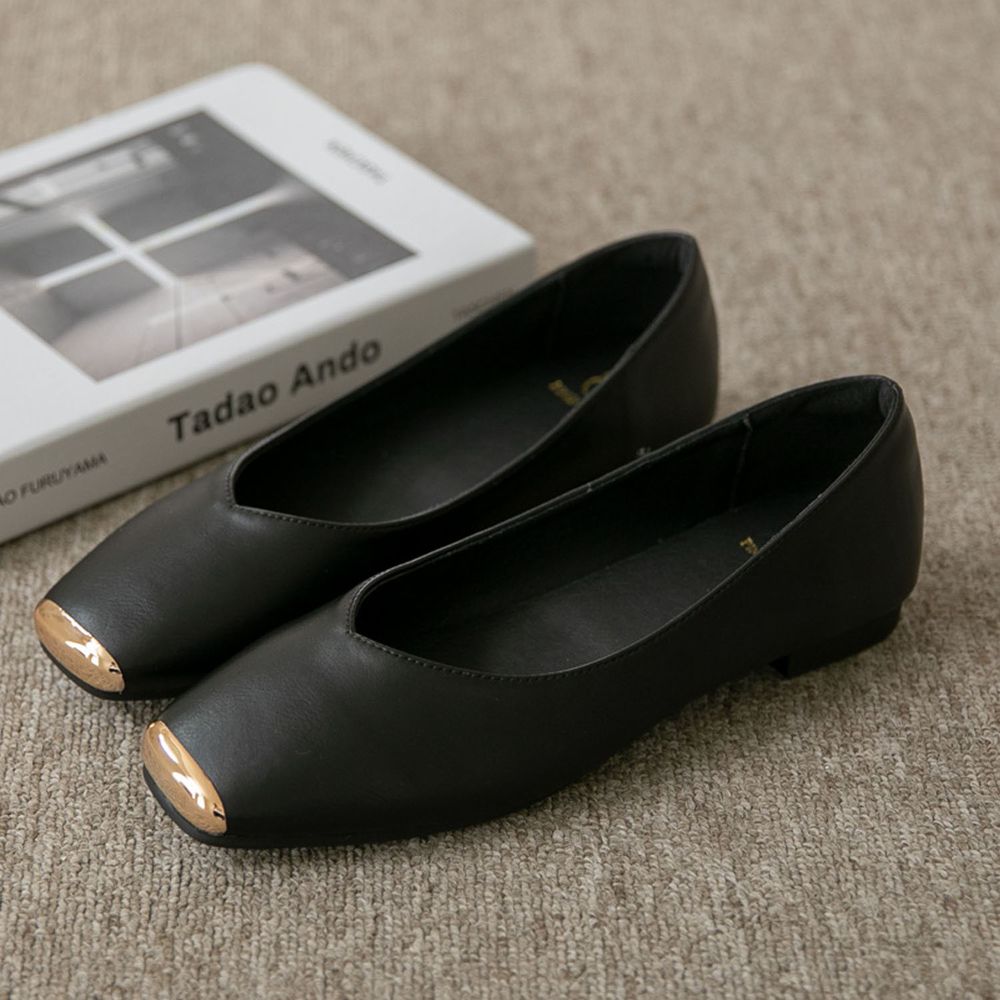 韓國 PINKELEPHANT - 金屬平頭平底包鞋(1.5cm)-黑
