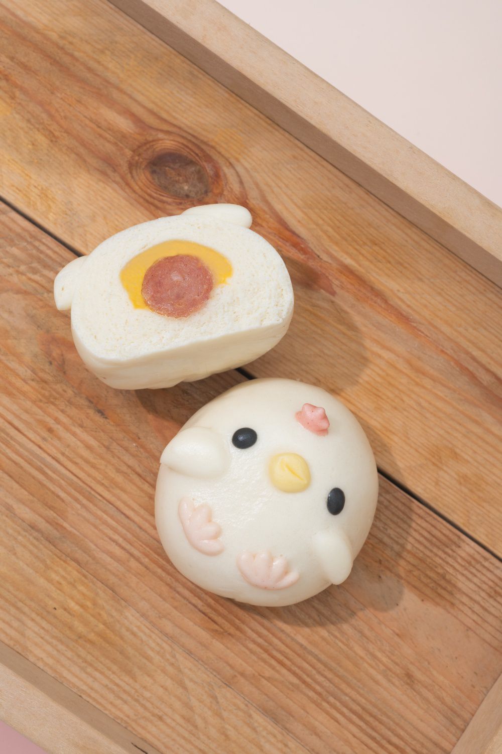 老甜媽手工饅頭 - 限量組-草莓起司包6入+德國香腸起司包6入+馬卡龍一口小饅頭-400g