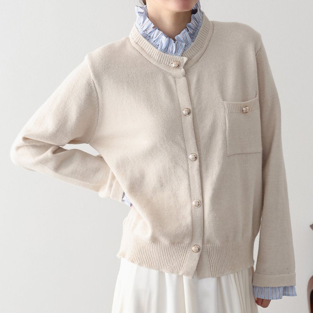 甜心假二件荷葉領金扣開襟衫-淺杏