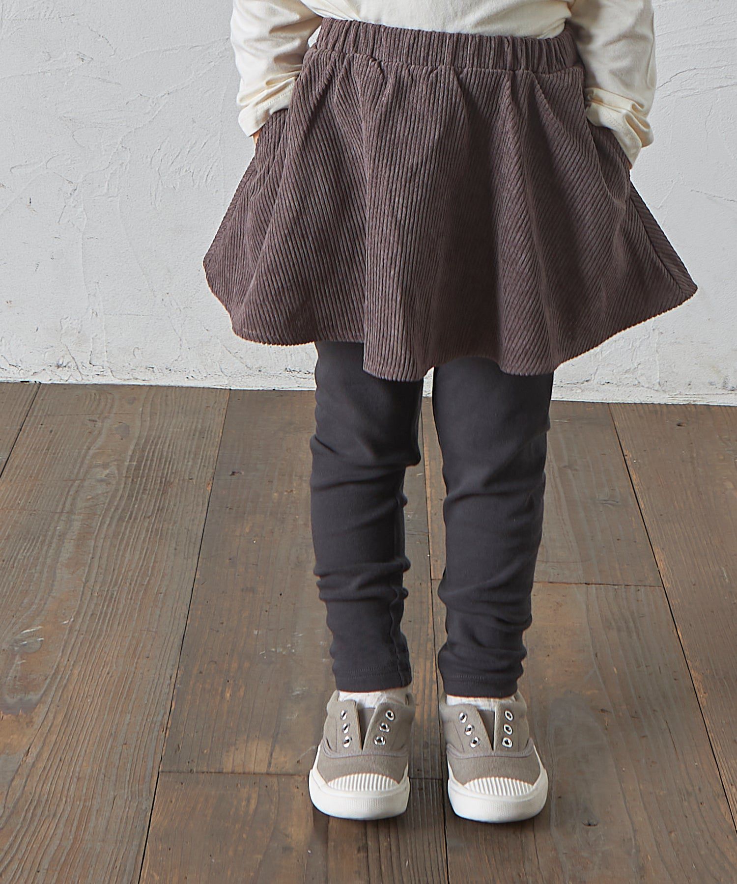 日本 PAIRMANON - 柔軟彈性百搭褲裙-素色-摩卡x灰黑