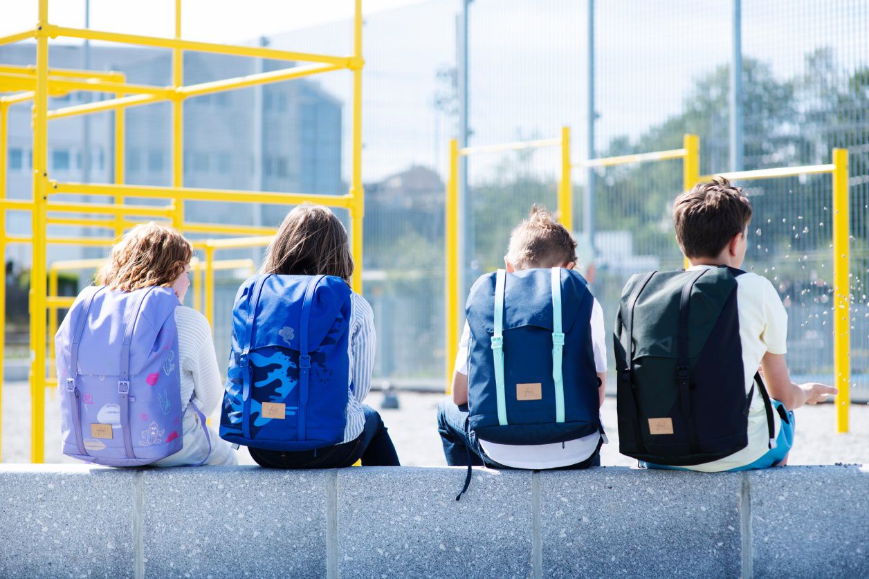 挪威Frii - 輕量護脊書包-桃粉 (30L)