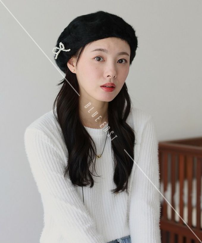 日本 BLUE EAST - 毛絨感珍珠裝飾美型貝蕾帽-白