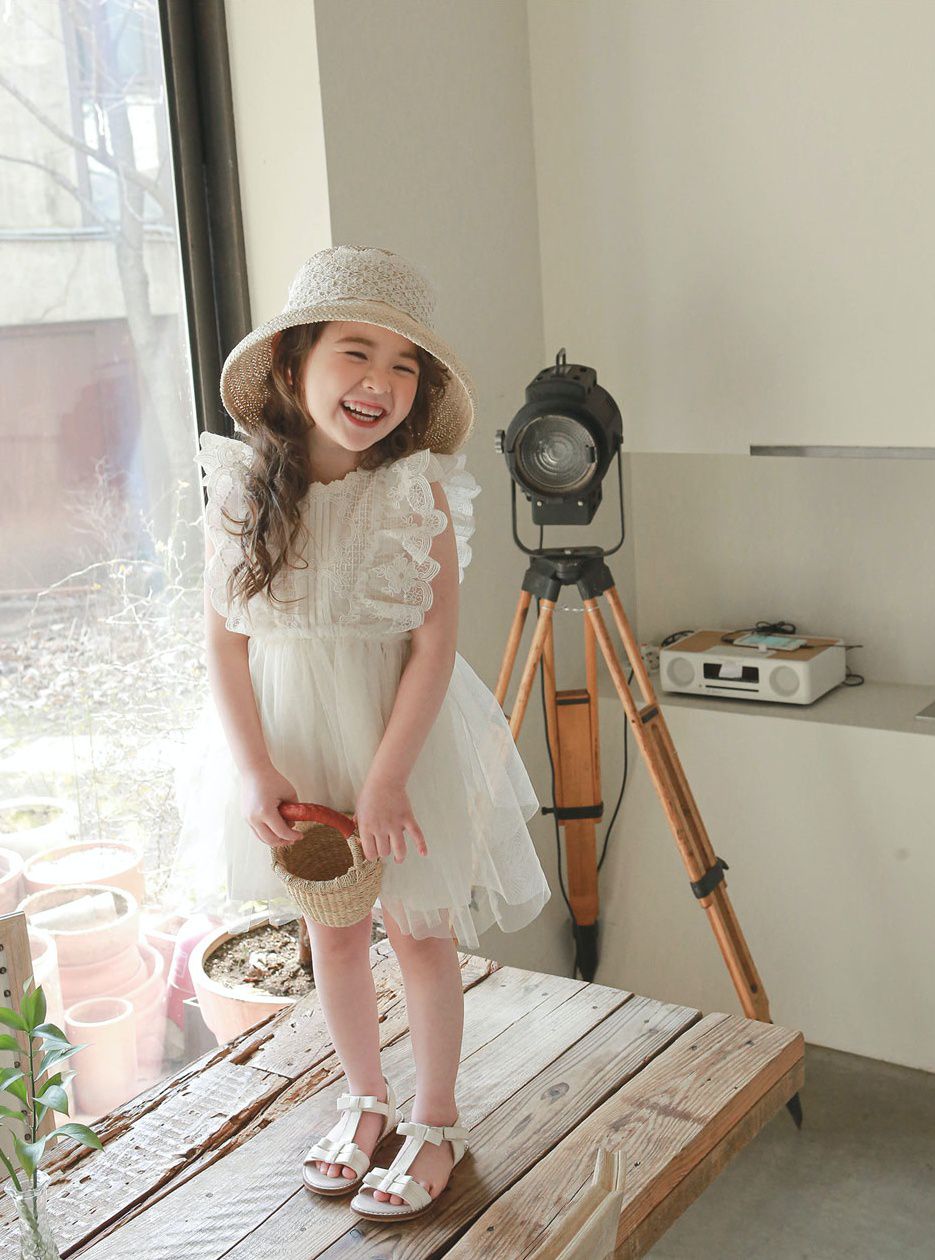 韓國 Puellaflo - 古典風透膚雕花網紗洋裝-米白