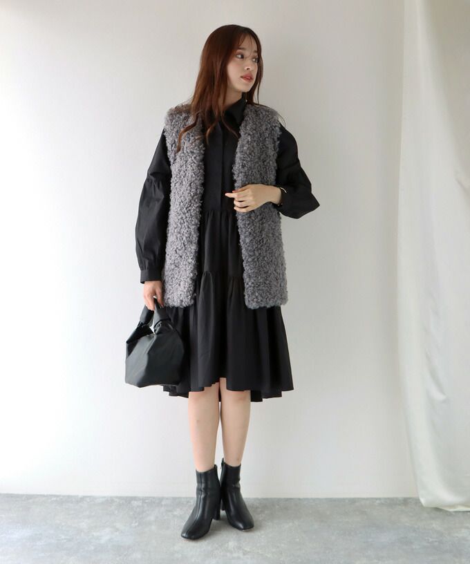 日本 BLUE EAST - 時尚毛絨開襟背心-白