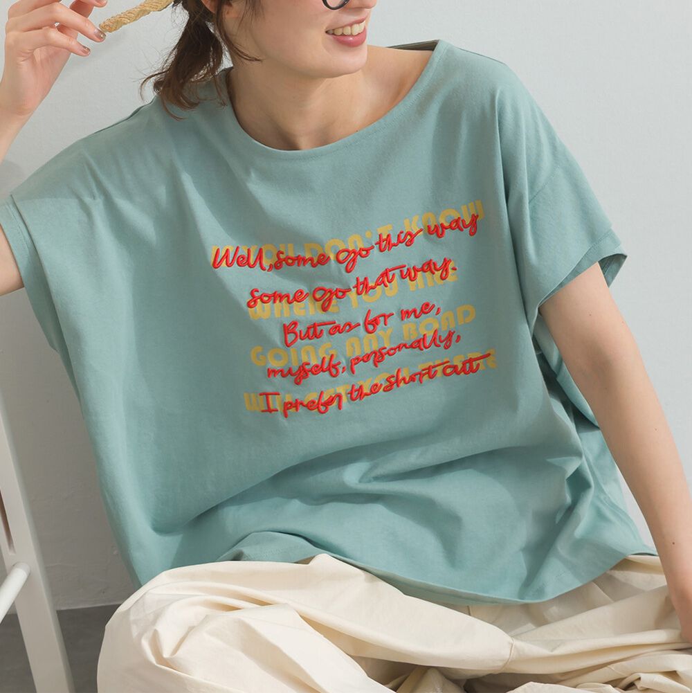 100%棉 重疊刺繡文字寬鬆感短袖上衣-薄荷綠