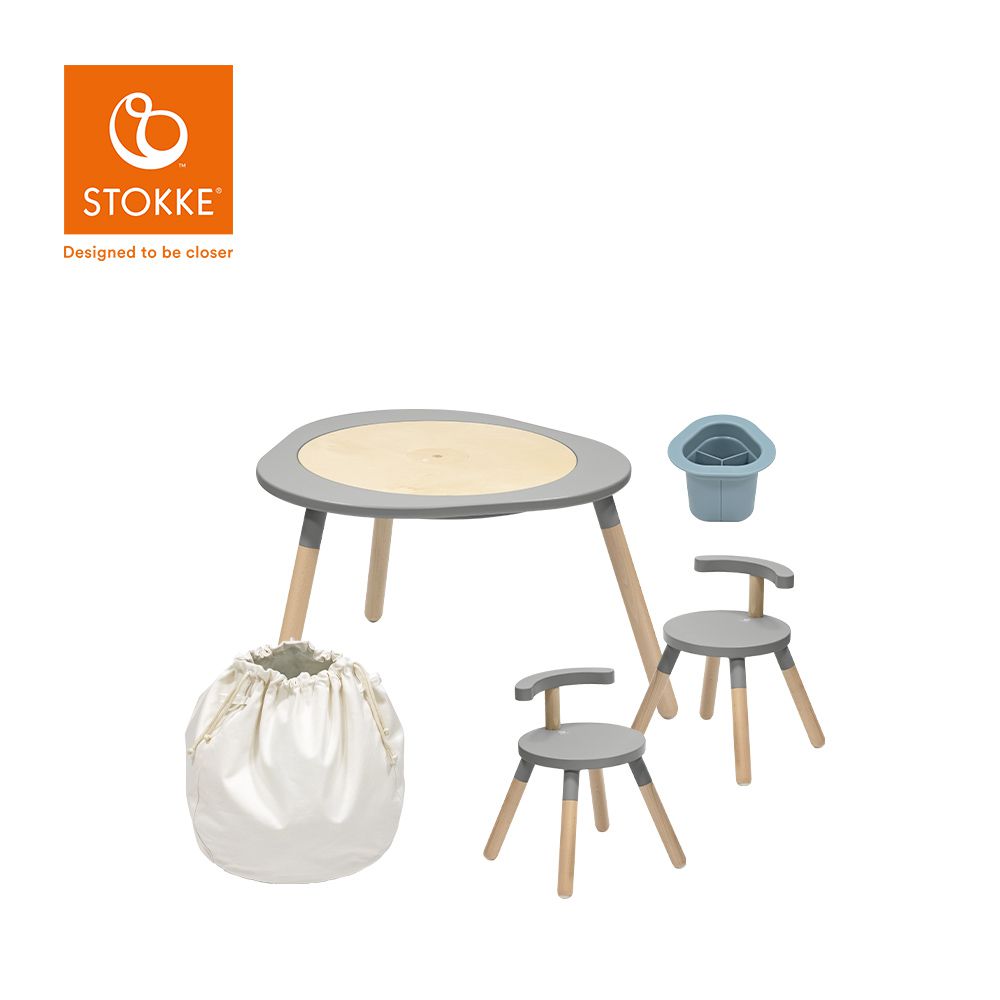 Stokke - 挪威 MuTable V2 多功能遊戲桌經典組 (一桌二椅+玩具收納袋-米白+筆筒-藍)-風暴灰