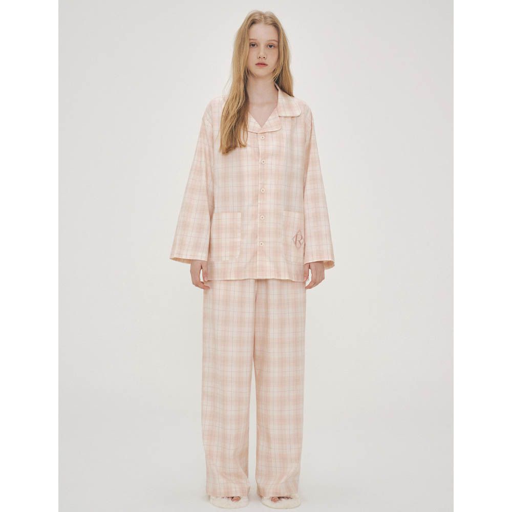 (男女適穿)天絲柔織棉不易皺翻領長袖睡衣套裝-格紋-杏膚