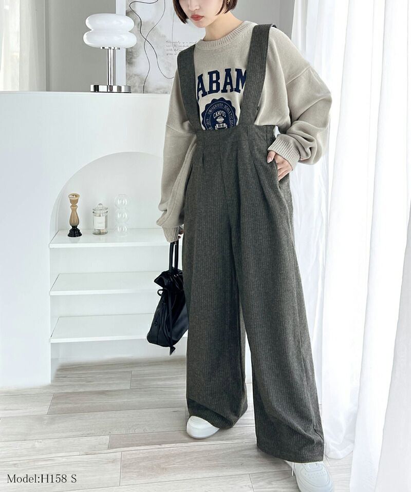 日本 Classical Elf - 高腰工裝風裏起毛寬版吊帶褲-炭黑