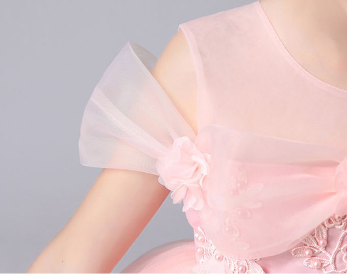 蝴蝶落肩袖網紗花朵小禮服-白色