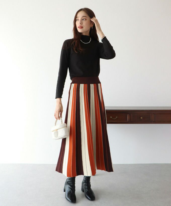 日本 BLUE EAST - 微立領木耳邊薄長袖上衣/打底衫-簡約白