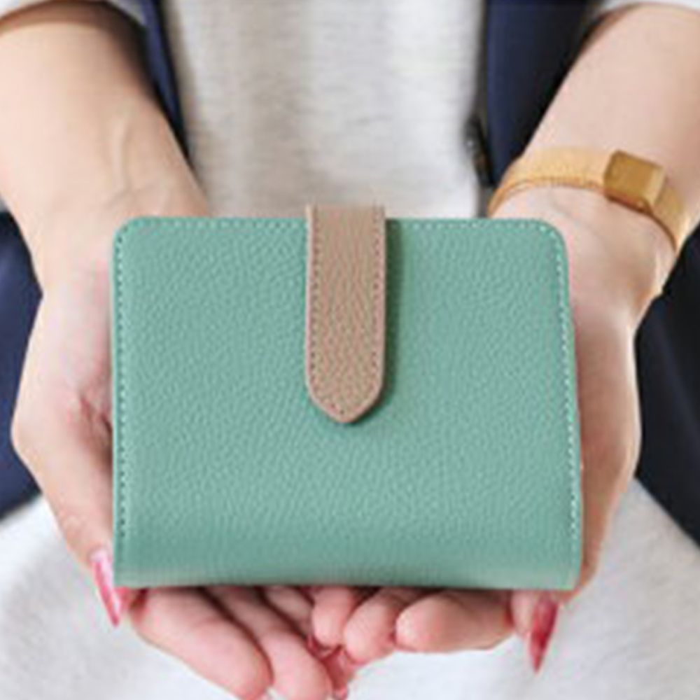 14口袋高收納力真皮對折式中夾-湖水綠x棕 (12x9.5cm)