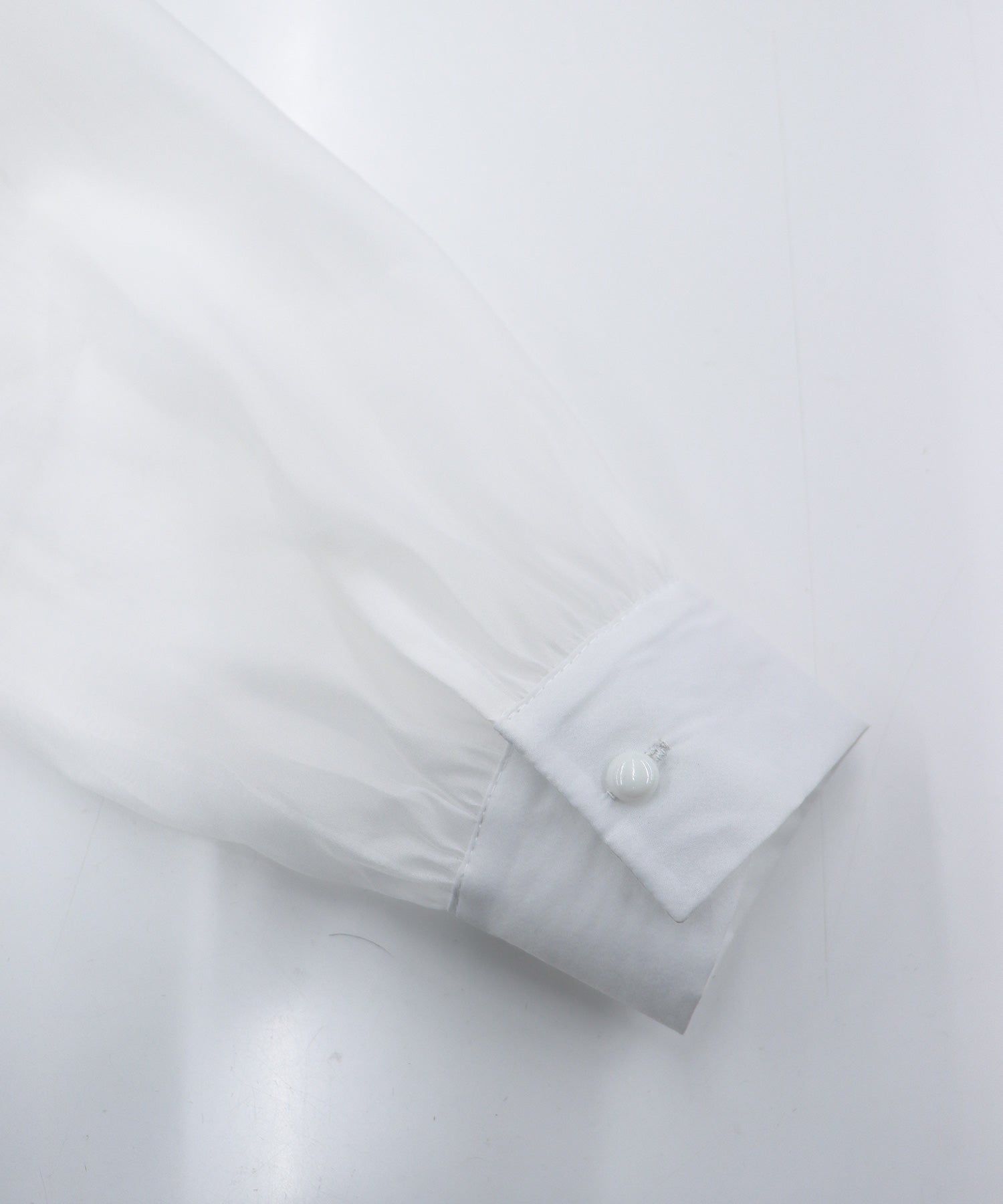 日本 BLUE EAST - 浪漫歐根紗蝴蝶結長袖上衣-黑