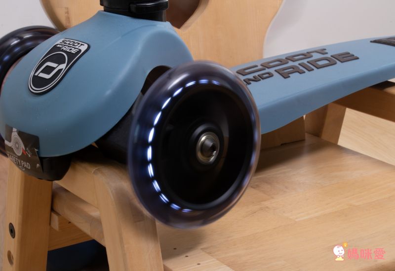 奧地利 Scoot & Ride - Kick3炫輪滑板車-岩石藍