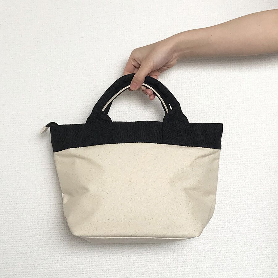 日本 Chepeli - 簡約隨身帆布手提包-星星-純黑 (23x上39/下23x15.5cm)-8L