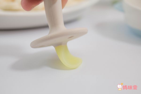 Richell TLI 離乳食用湯匙