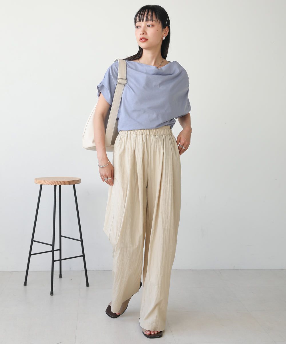 日本 Bab - 不對稱落肩設計短袖上衣-淺藍紫