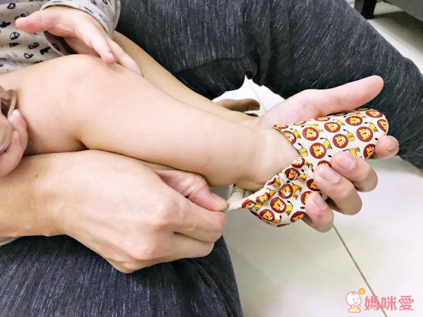 英國 POCO NIDO - 寶寶手工鞋/學步鞋-快樂小獅