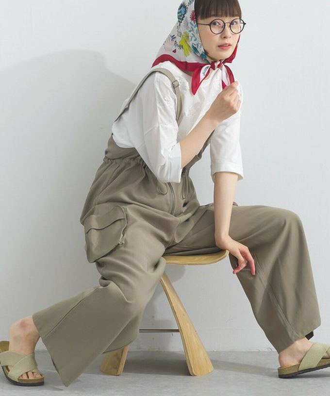 日本 Lupilien - 柔軟可愛抽繩束腰工裝風吊帶褲-卡其棕