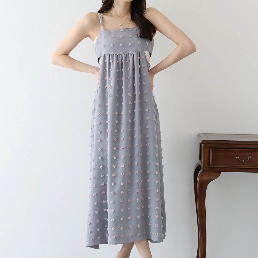 甜美圓點緹花側腰鏤空細肩帶洋裝-灰藍 (M)