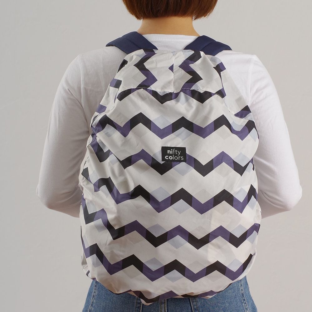 日本 nifty colors - 輕量防潑水背包雨衣/防水套-波浪幾何-白 (20~30L背包適用)