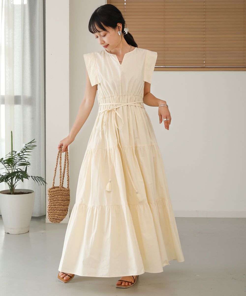 日本 Bab - 浪漫時光層次設計無袖洋裝-黑