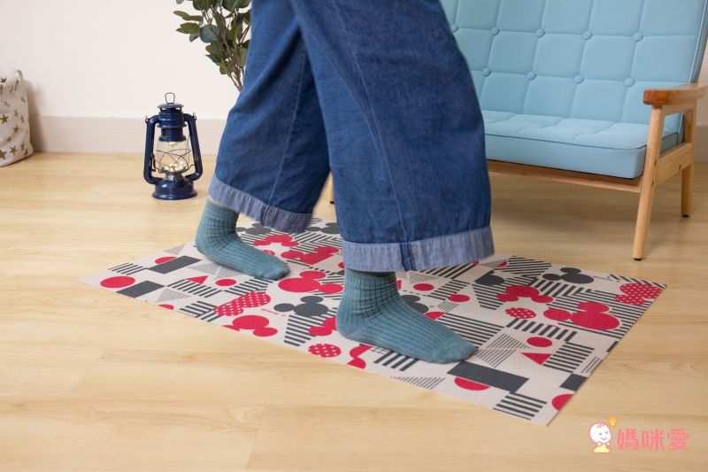 日本千趣會 - 迪士尼 日本製室內輕薄地毯(可機洗)-愛麗絲 (30x30cm)-各色2枚(共6枚)