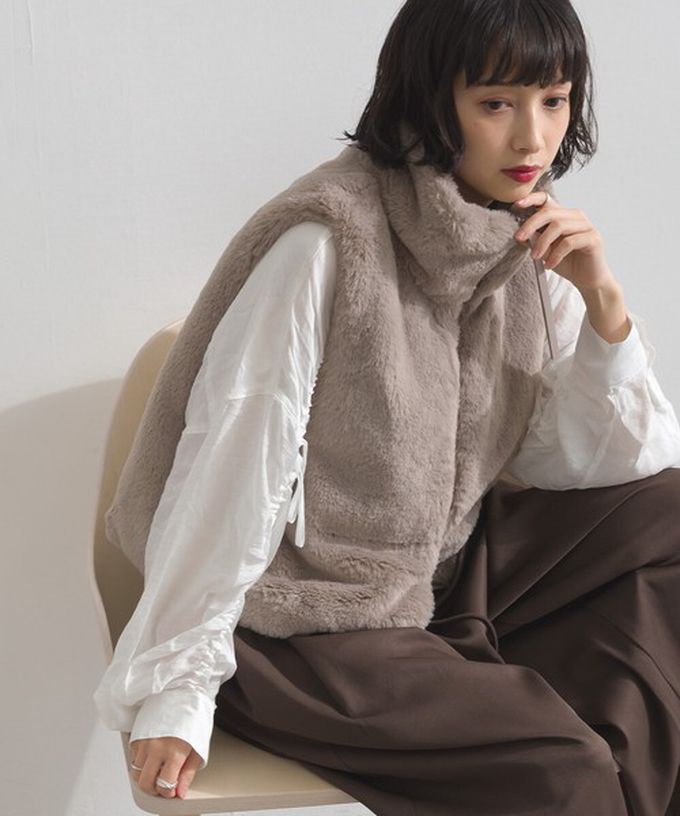 日本 ELENCARE DUE - 柔軟蓬鬆仿毛立領雙拉鍊背心-炭灰