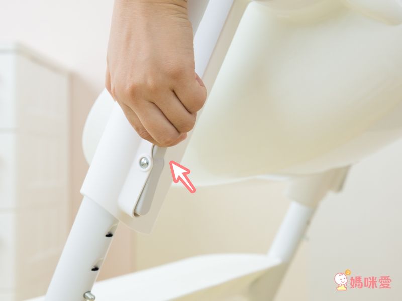 新加坡 Oribel - Cocoon經典款成長型多功能高腳餐椅-草莓糖粉