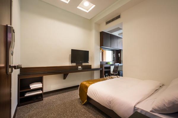 雙星大飯店 ★ 步行3分鐘就到台中火車站