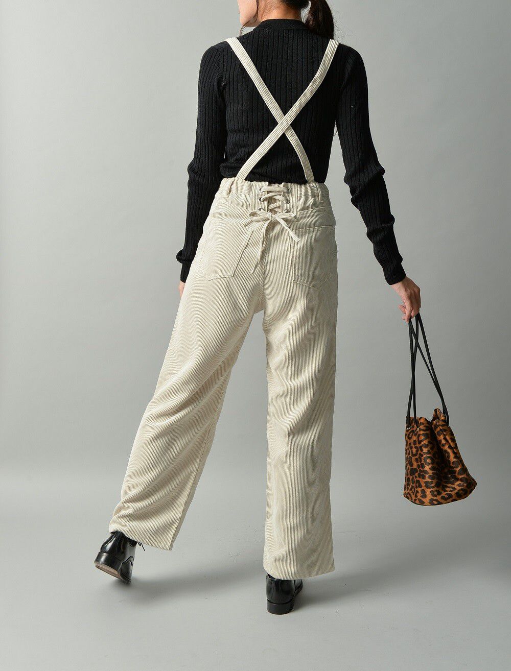 日本 ELENCARE DUE - 細肩帶燈芯絨吊帶褲-灰杏