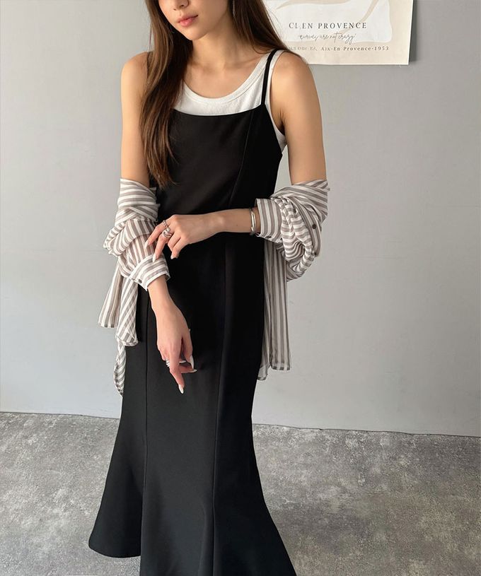 日本 Classical Elf - 亞麻感優雅魚尾細肩帶洋裝-摩卡棕