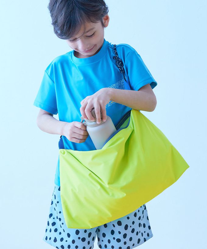 日本 devirock - 2way柔軟玩水便利親子側背包-黑 (41x24x9cm)