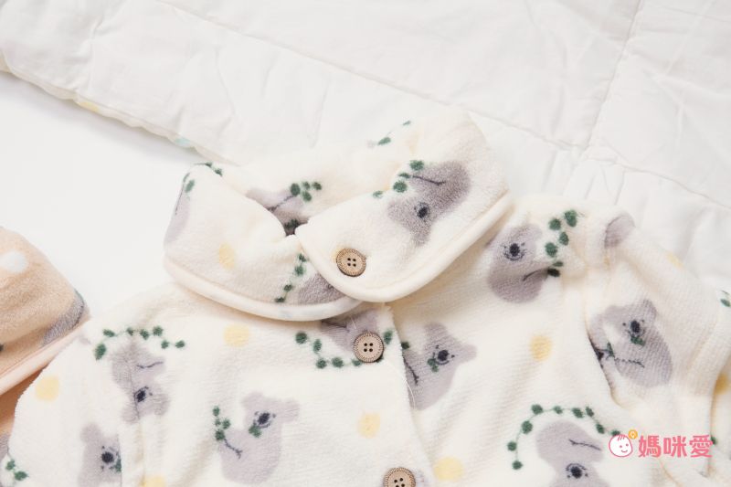 日本 AUBE - 毛茸茸保暖高領家居外套(親子通用款)-無尾熊-淺粉