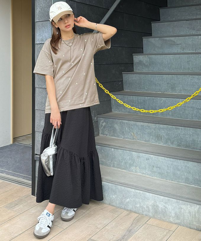 日本 Classical Elf - Java 小巧愛心刺繡短袖上衣-海軍藍