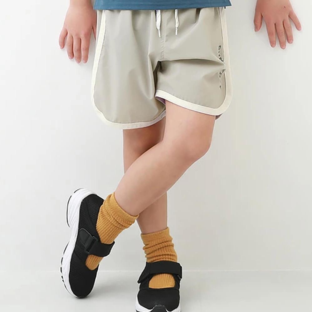 日本 devirock - 速乾撞色線條運動短褲-淺灰