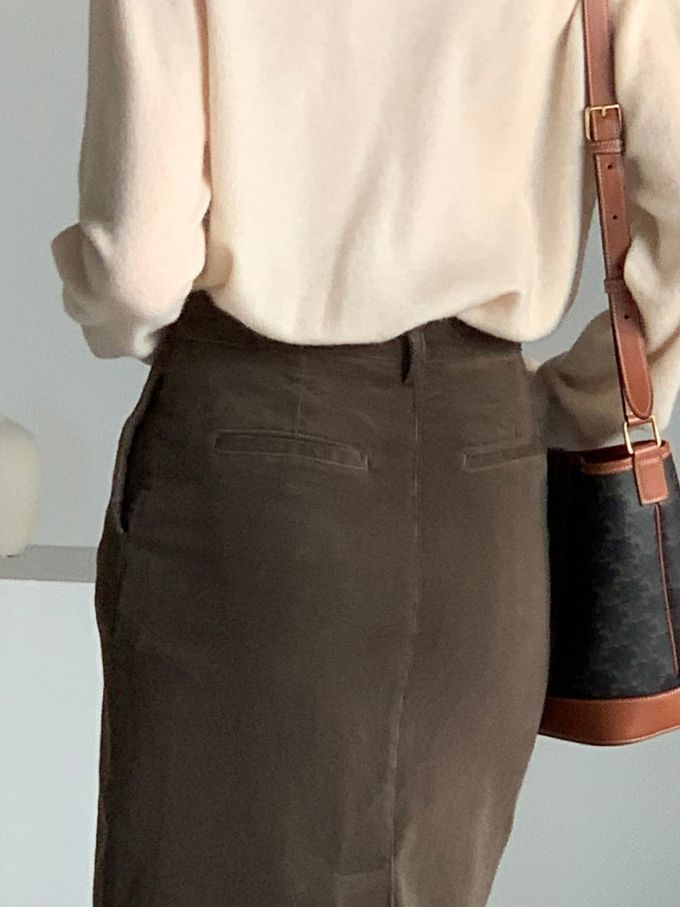 韓國女裝連線 - 薄燈芯絨直筒後開衩中長裙-摩卡咖