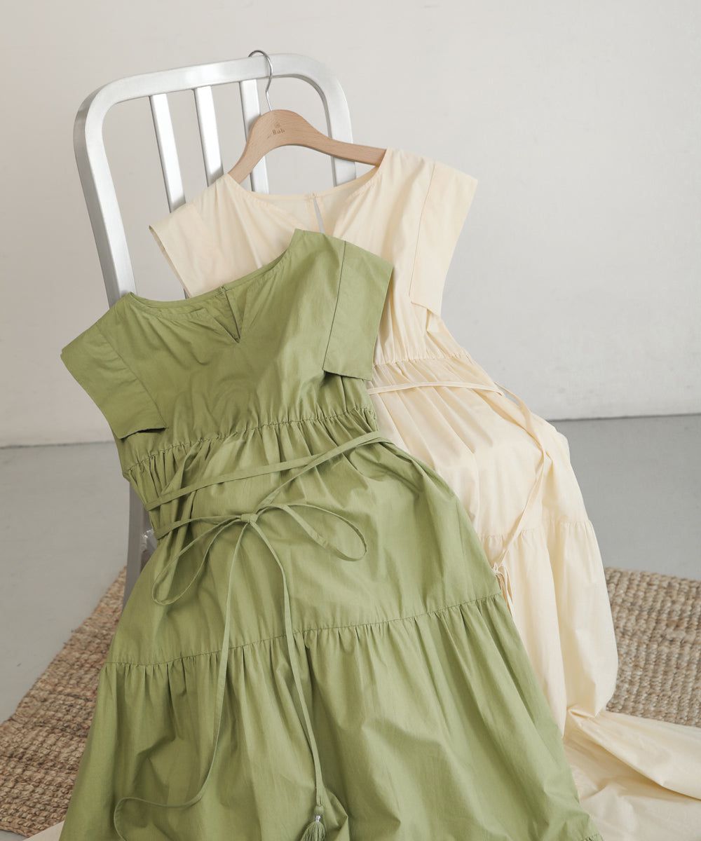 日本 Bab - 浪漫時光層次設計無袖洋裝-黑