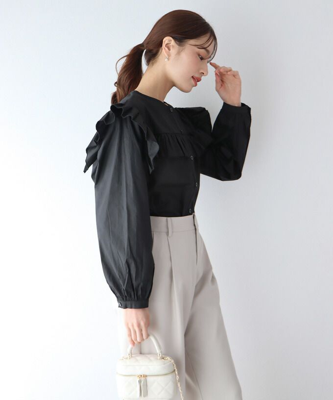 日本 BLUE EAST - 青澀回憶荷葉邊長袖襯衫-湖水綠