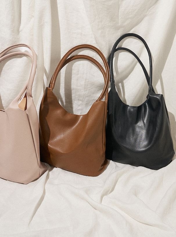 日本 GRL - 軟皮質感肩背包-黑 (F)